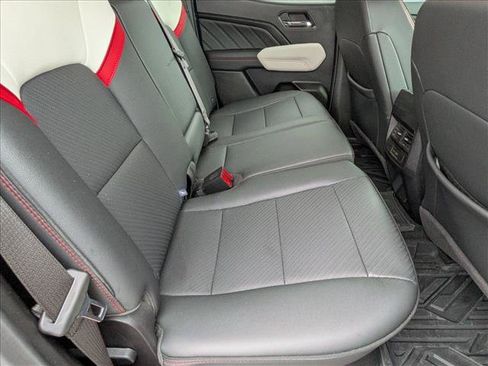 Used 2024 GMC Canyon AT4X w/ AT4X AEV Edition AWD/4WD image 19