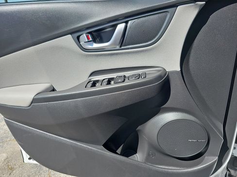 Certified 2023 Hyundai Kona Limited w/ Cargo Package image 32