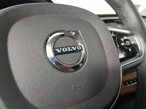 Certified 2025 Volvo XC90 T8 Plus w/ Protection Package AWD/4WD image 35