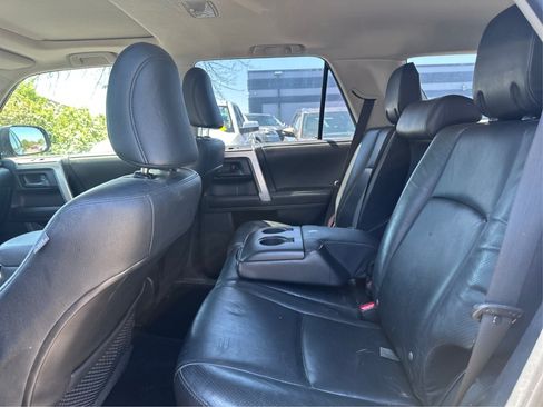 Used 2011 Toyota 4Runner Limited AWD/4WD image 10