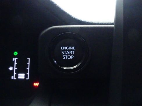Used 2025 Toyota Tacoma SR RWD image 17