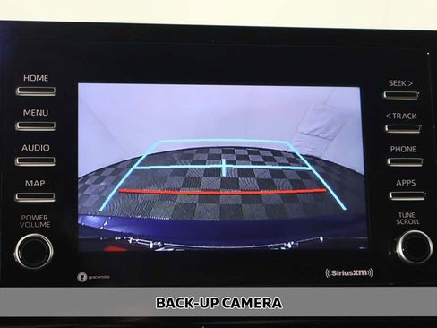 Used 2024 Toyota Camry LE image 4