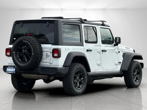 Used 2022 Jeep Wrangler Unlimited Sport AWD/4WD image 3