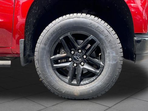 Used 2021 Chevrolet Silverado 1500 LT Trail Boss w/ Bed Protection Package AWD/4WD image 10