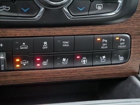 Used 2017 RAM 1500 Laramie w/ Convenience Group image 36