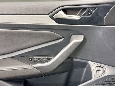 Used 2024 Volkswagen Jetta Sport image 21