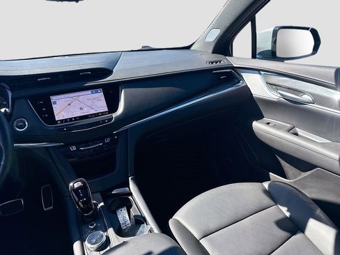 Certified 2023 Cadillac XT5 Sportv w/ Technology Package image 20