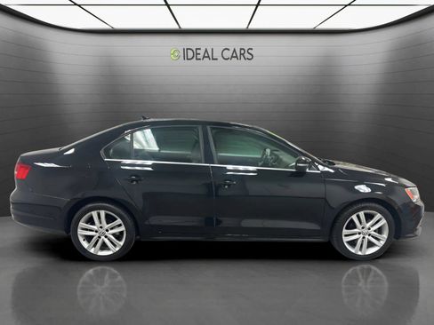 Used 2015 Volkswagen Jetta SEL FWD image 4