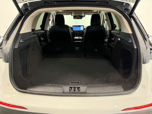 Used 2023 Lincoln Corsair Reserve AWD/4WD image 31