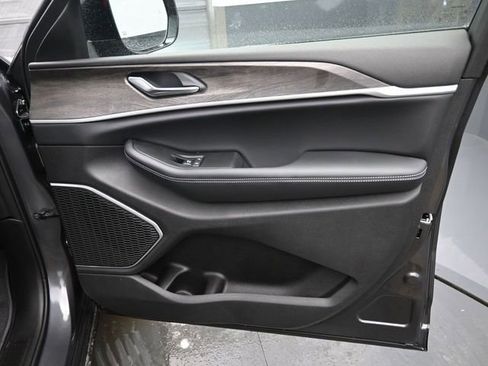 New 2026 Jeep Grand Cherokee Limited image 20