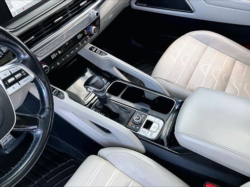 Used 2021 Kia Telluride SX w/ SX Prestige Package AWD/4WD image 17