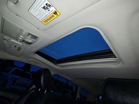 Used 2011 MAZDA CX-9 Grand Touring w/ Moonroof & Bose Audio Pkg image 18