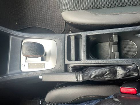 Used 2017 Subaru Crosstrek 2.0i Premium image 13