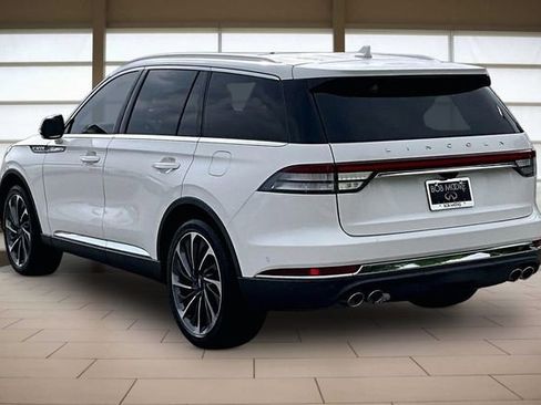 Used 2021 Lincoln Aviator Reserve w/ Equipment Group 201A AWD/4WD image 13