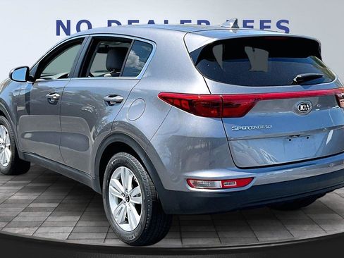Used 2017 Kia Sportage LX FWD image 4