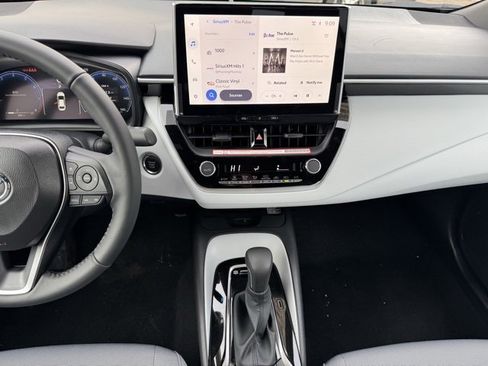 Certified 2026 Toyota Corolla SE image 2