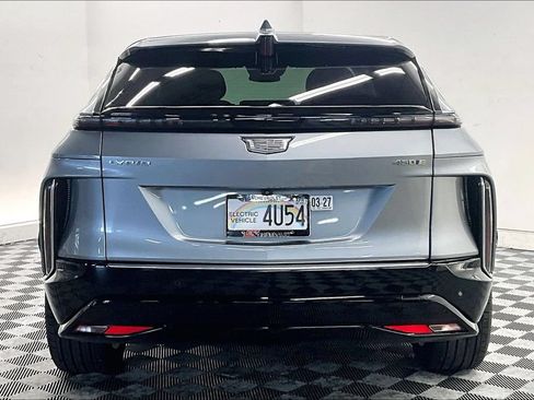 Used 2024 Cadillac Lyriq Luxury RWD image 3