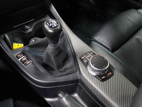 Used 2017 BMW M2 image 33