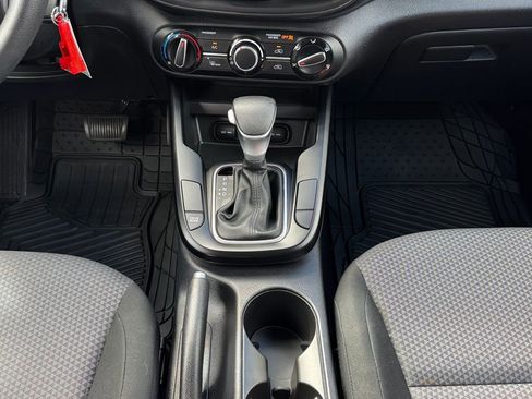 Used 2023 Kia Soul LX image 22