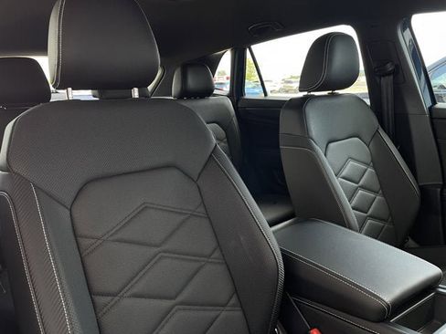 New 2026 Volkswagen Atlas Cross Sport SE image 22