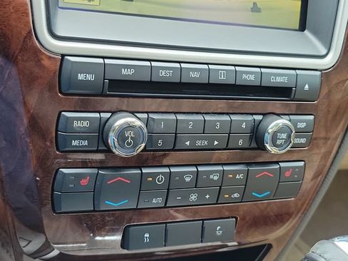 Used 2010 Ford Fusion SEL FWD image 23
