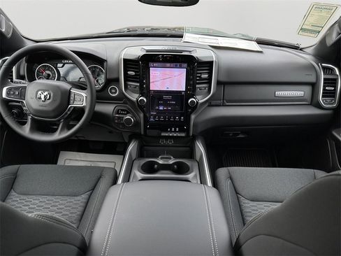 New 2026 RAM 1500 4x4 Crew Cab image 17