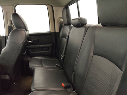 Used 2013 RAM 1500 Laramie w/ Convenience Group RWD image 18