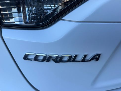 Used 2020 Toyota Corolla XSE w/ Carpet Mat Package (TMS) FWD image 24