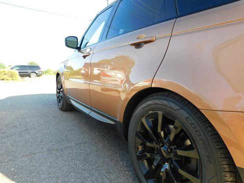 Used 2016 Land Rover Range Rover Sport HSE image 39