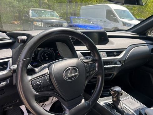 Used 2021 Lexus UX 250h w/ Premium Package AWD/4WD image 18