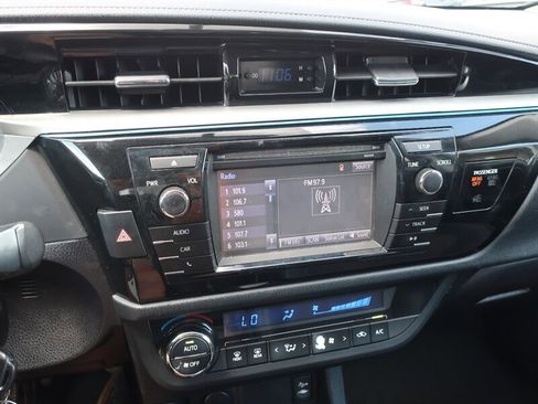 Used 2014 Toyota Corolla S FWD image 16