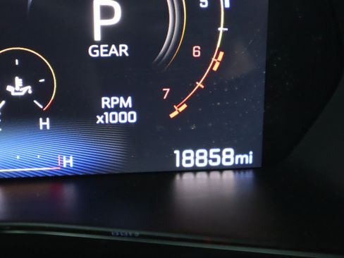 Used 2024 Chevrolet Colorado ZR2 w/ ZR2 Convenience Package III AWD/4WD image 27