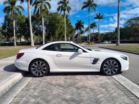 Used 2018 Mercedes-Benz SL 450 SL 450 Roadster 2D image 39
