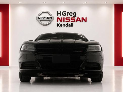 Used 2022 Dodge Charger SXT RWD image 5
