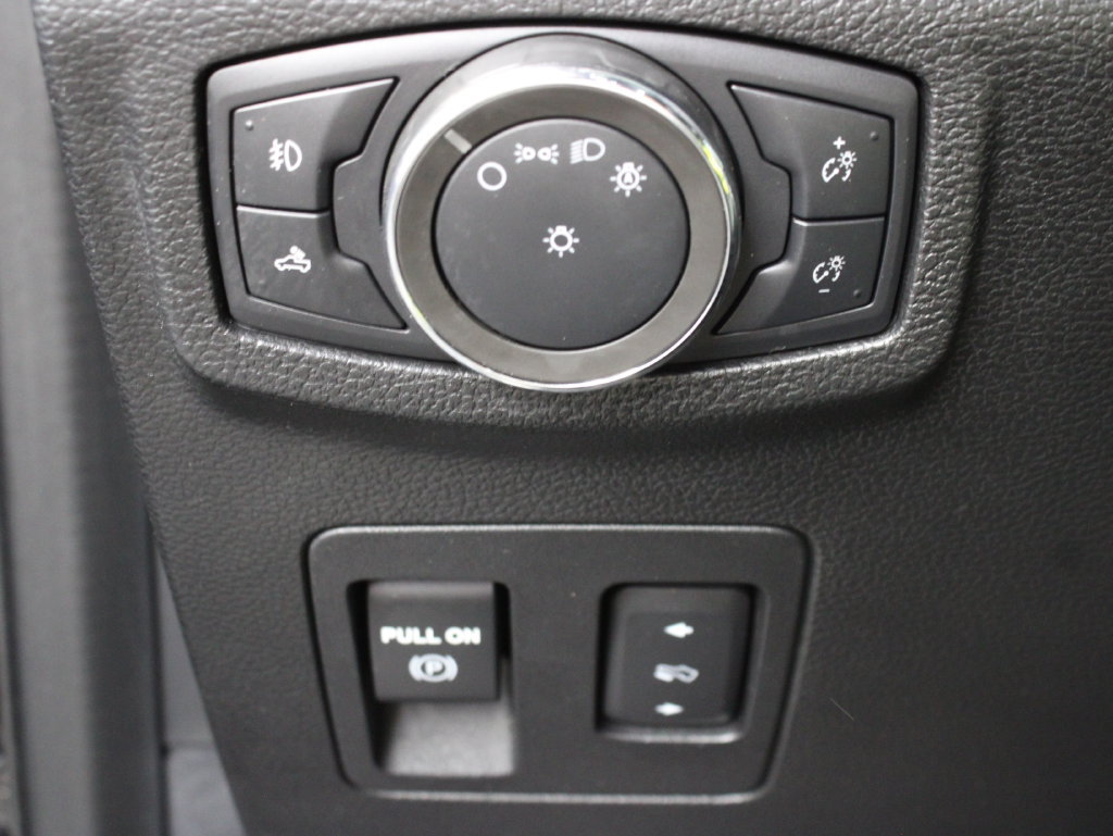 Used 2020 Ford F150 Platinum w/ Technology Package AWD/4WD image 59