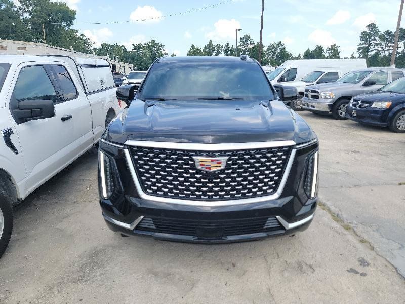 Used 2026 Cadillac Escalade 4WD image 3