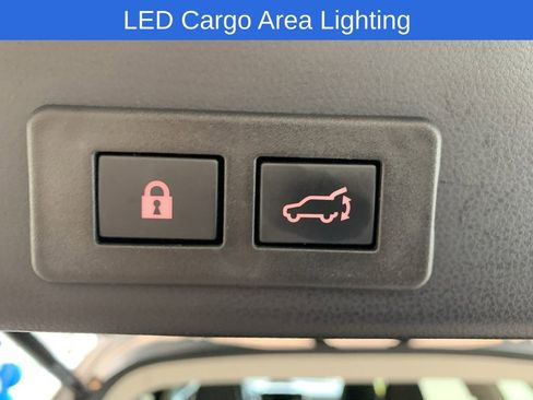 Used 2025 Subaru Ascent Touring AWD/4WD image 20