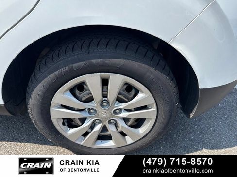 Used 2020 Kia Soul LX FWD image 13