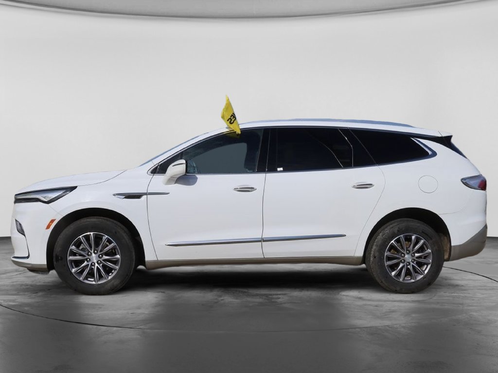 Used 2022 Buick Enclave Essence AWD/4WD image 6