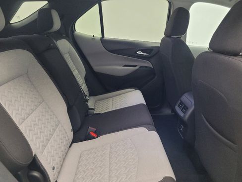 Used 2023 Chevrolet Equinox LT AWD/4WD image 19