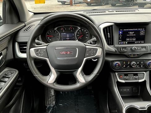 Certified 2023 GMC Terrain SLE w/ Driver Convenience Package image 9
