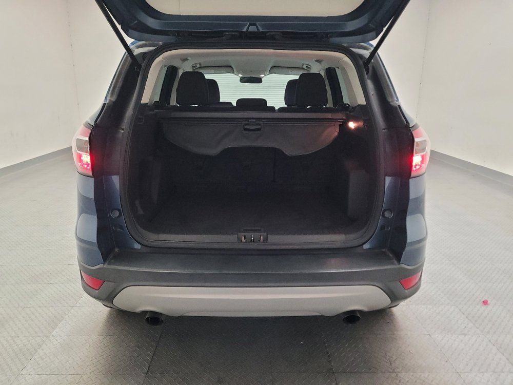 Used 2018 Ford Escape SE w/ SE Sync 3 Package AWD/4WD image 29