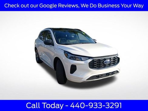 Used 2024 Ford Escape ST-Line w/ Tech Pack #1 AWD/4WD image 14