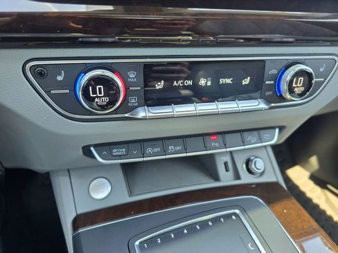 Used 2019 Audi Q5 2.0T Premium Plus w/ Premium Plus Package AWD/4WD image 18