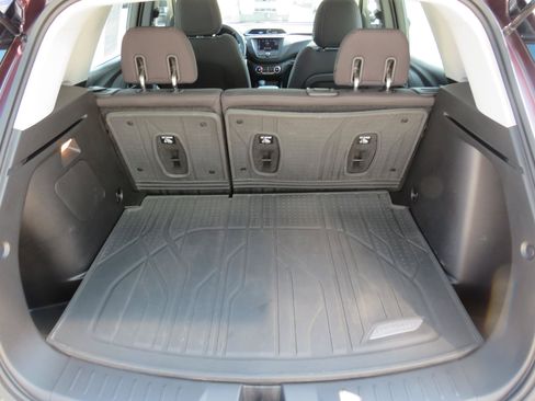 Used 2023 Chevrolet TrailBlazer LS AWD/4WD image 8