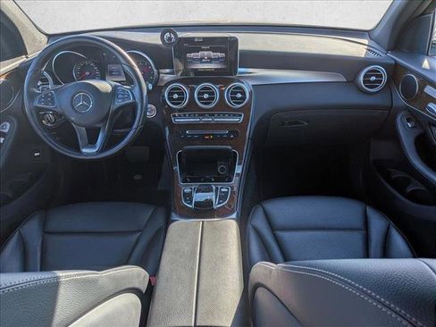 Used 2017 Mercedes-Benz GLC 300 4MATIC image 15