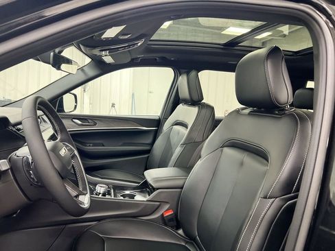 New 2026 Jeep Grand Cherokee L Limited image 20