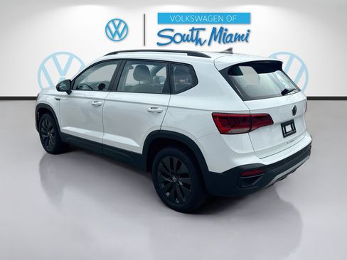 Used 2024 Volkswagen Taos S FWD image 5