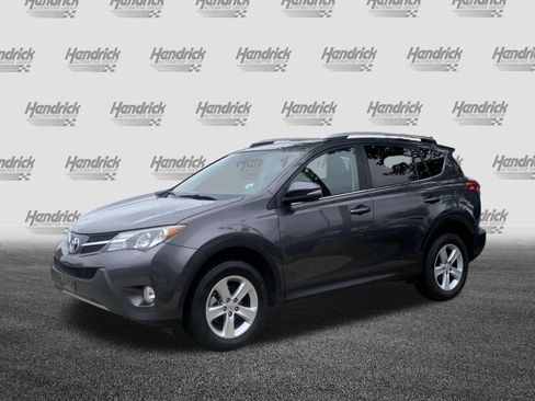 Used 2013 Toyota RAV4 XLE FWD image 5