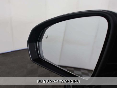 Used 2023 Volkswagen Taos SEL AWD/4WD image 6